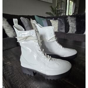 New White Patent Faux Leather Platform Booties - Size 7